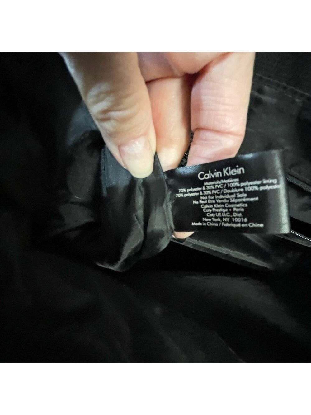 Calvin Klein - Picture 12 of 12